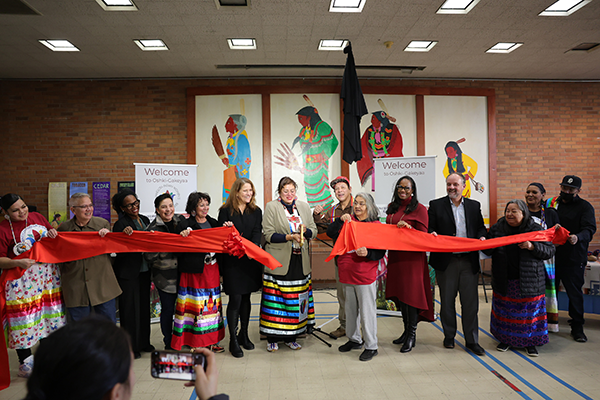 Ribbon cutting at Oshki-Gakeyaa